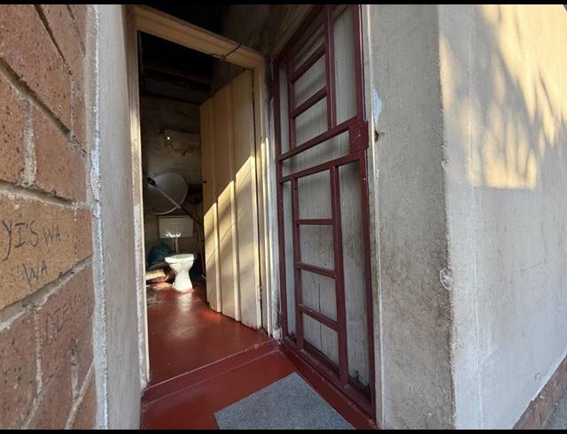 7 BEDROOM HOUSE FOR SALE IN VANDERBIJLPARK CE 5